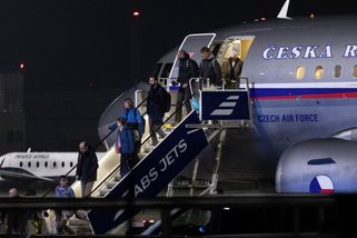 Stát pronajal let do Jordánska. Za letenku lidé zaplatí 15 tisíc - Seznam Zprávy