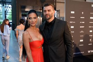 Obří dekolt a extrémně sexy šaty: Andrea Pomeje plánuje stěhování do Thajska i přes protesty dcery - Super.cz