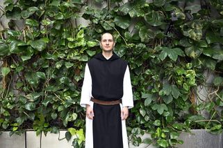 Vstávání ve tři ráno na modlitbu? Zvykli jsme si, chodíme spát brzy, přibližuje režim trapistů Theofan