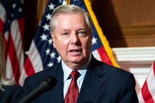 To se nenajde žádný Brutus? Americký senátor vyzývá k likvidaci Putina - Novinky