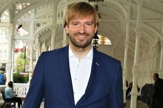 Ministr Adam Vojtěch odhalil, jestli očkovaní budou muset chodit na testy stejně jako lidé bez vakcíny