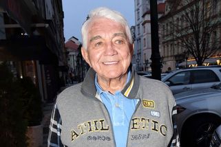 Dědictví po Jiřím Krampolovi: Herci zbyly jen dluhy, přišel i o luxusní porsche – eXtra.cz