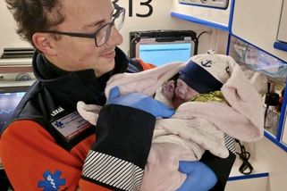 Sváteční miminko pospíchalo. Maminka to do porodnice nestihla - Novinky