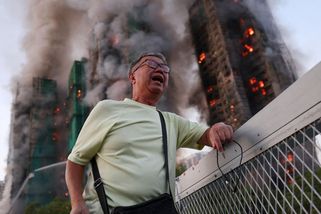 Dělníci na bambusovém lešení kouřili, líčí svědci tragický požár v Hongkongu - Seznam Zprávy