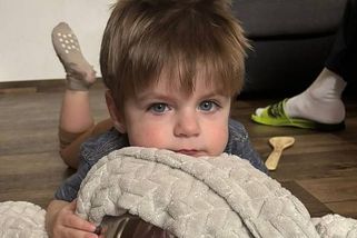 Pavlík nemluví a nehraje si, jeho rodiče věří v zázrak díky terapiím a sbírce
