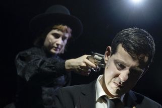 Diváci v Německu chtěli napadnout herce, který ztvárnil pravicového aktivistu - Seznam Zprávy