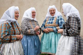 Češi často nerozumí nářečí. Víte, co jsou kobzole, ščur či ogar? KVÍZ