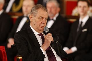 Zeman udělí vyznamenání Zelenskému - Novinky