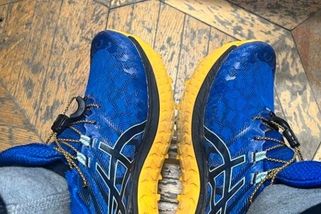 V Moskvě zatkli muže s modro-žlutými teniskami - Novinky