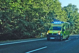 Po dvou týdnech zemřela 19letá dívka, která se topila na koupališti v Ostravě - Novinky