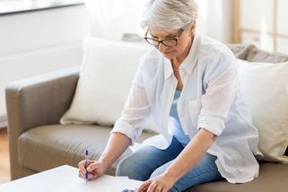 Mám se jít pást? Výpočet mého důchodu je urážkou lidské důstojnosti. Tady jsou konkrétní čísla - Médium.cz