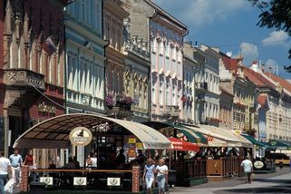 Na Slovensku zavedli maximální rychlost na chodnících - Novinky