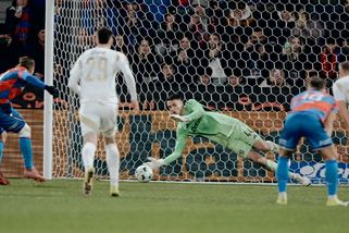 Tygří skok Surovčíka zachránil Spartu. Gólman Sparty lapil penaltu Vydry