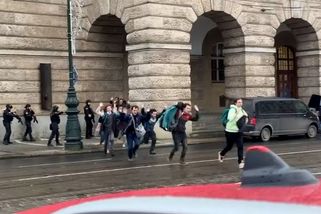 V budově pražské fakulty měl střelec obrovský arzenál zbraní a střeliva - Novinky