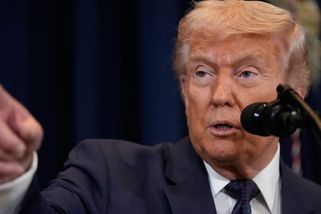 Trump dal Íráncům ultimátum: Otevřete Hormuzský průliv, jinak začneme ničit vaše elektrárny