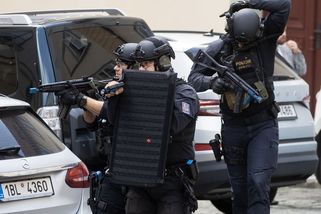 V krizové situaci jste na to sami, říká muž, který učí, jak se bránit střelci - Seznam Zprávy