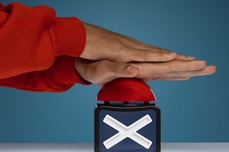 Nenávistné komentáře nejsou svobodným projevem, ale trestným činem - Médium.cz