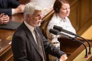 Komentář: Poslední Pavlova zkouška v testu nebýt jako Zeman. Volby - Seznam Zprávy