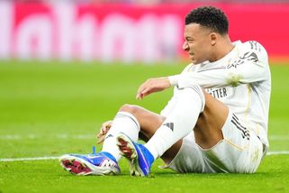 Mbappého zranění zkomplikovalo selhání klubových lékařů, vyšetřovali zdravé koleno - Sport.cz