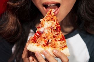 Proč nám pizza tak chutná? Vědci mají odpověď - Médium.cz