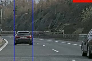 Řidič BMW se řítil rychlostí 220 kilometrů po D35 na Přerovsku. Přišel o řidičák - Novinky