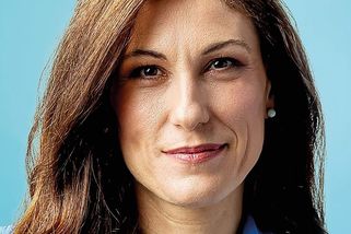 Eva Decroix má na magisterský titul morální právo - Médium.cz