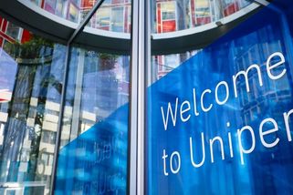 Evropští energetičtí giganti si otevírají účty v ruské bance - Novinky