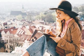 Nejcennější suvenýr z dovolené? Vlastní deník je nejvíc