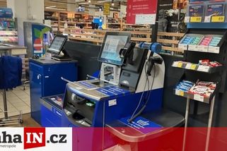 prahain.cz/zivot-ve-meste/zakaznik-v-albertu-zmrazil-samoobsluznou-kasu-mel-115-polozek-18183.html