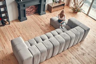 Dumazahrada | Starý americký vynález mění české obýváky a nahrazuje staré sedačky za nové. Lepší jsou téměř ve všem