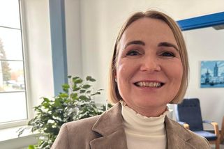 Černochová si užila střelnici, promluvila o svých zbraních. Babiš i Zůna to schytali