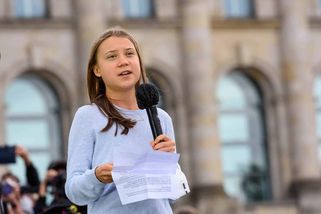 Greta Thunberg obklopena LUXUSEM: Podívejte se, jak se vozí v jednom z NEJDRAŽŠÍCH automobilů světa!! - WN24.cz - World News 24