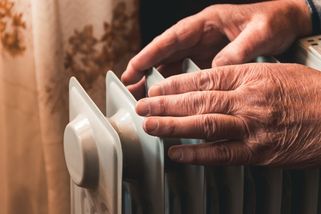 Vyšší ceny elektřiny už dohnaly většinu Čechů. Někdo platí i tisíce navíc - Seznam Zprávy