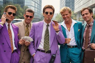 Čím víc vekslák, tím větší frajer. Bizarní retro móda z devadesátek je tu znovu - Médium.cz