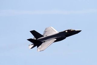 Černý scénář pro Česko? Nákup F-35 se zřejmě prodraží o další miliardy