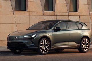 Bestseller Volvo pro novou éru: Hezčí i pohodlnější, chytřejší a ještě bezpečnější. A za zajímavé peníze - Garáž.cz
