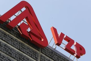 VZP vybrala od Ukrajinců o 5,3 miliardy víc, než za ně zaplatila - Novinky