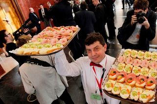 Za občerstvení ministerstva platí miliony - Novinky