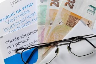 Lidí v předdůchodu přibývá pomalu. Musejí totiž mít naspořeno několik set tisíc - Novinky