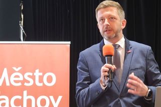 Prošli peklem války na Ukrajině a pak třeba zamíří do Česka. Rakušan na ně chce dohlédnout - Novinky