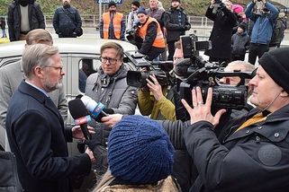 Sorry jako, k večeři oříškový krém s vajíčkama a kečupem? - Médium.cz