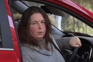 Rodinný oběd skončil tragédií. Tři lidé zemřeli po konzumaci jídla, policie podezírá kuchařku