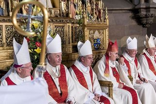 Český katolický klérus připomíná UV KSČ v létě 1989 - Médium.cz