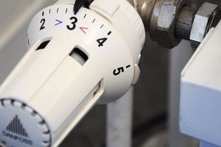 Otázky a odpovědi: Jak stát zkontroluje 18 °C v obýváku a jaké hrozí pokuty - Seznam Zprávy