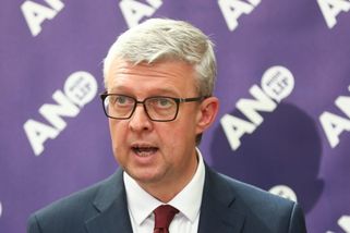 Štve vás, že tam nebyli Rusové. Havlíček zkritizov...