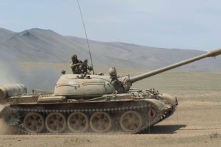 Jako Islámský stát. Rusové vysílají proti nepříteli vozidla naplněná výbušninami - Novinky