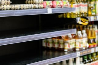 Martin (39 let): Přišel jsem hned ráno první den akce, ale regály už byly prázdné. Reakce prodavače mě zarazila