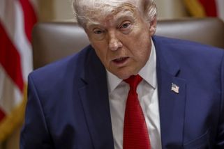 Trump: Čekal jsem, že ropa a akcie dopadnou ještě hůř