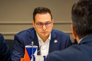 Uřvanci, popsala Němcová studenty křičící na Lipavského v Londýně. Hamasjugend, dodal Joch