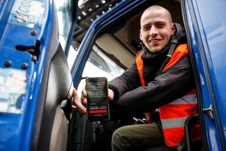 Fotky z blokády: Ukrajinští řidiči čekají už sedmý den na překročení hranic - Seznam Zprávy